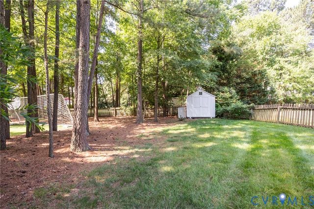 5541 Summer Creek Way, Glen Allen, VA 23059