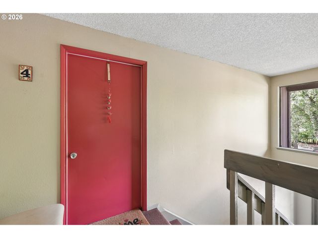 9630 Sw MARJORIE Ln, Beaverton, OR 97008