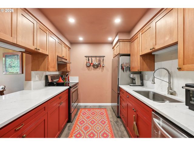 9630 Sw MARJORIE Ln, Beaverton, OR 97008