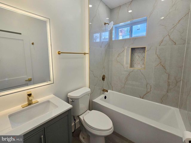 6028 CEDAR AVE, Philadelphia, PA 19143