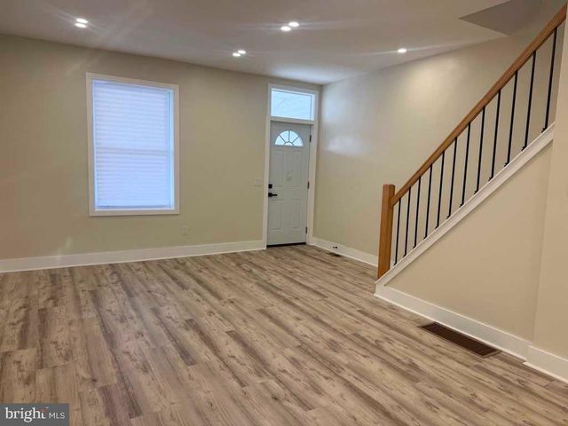 6028 CEDAR AVE, Philadelphia, PA 19143