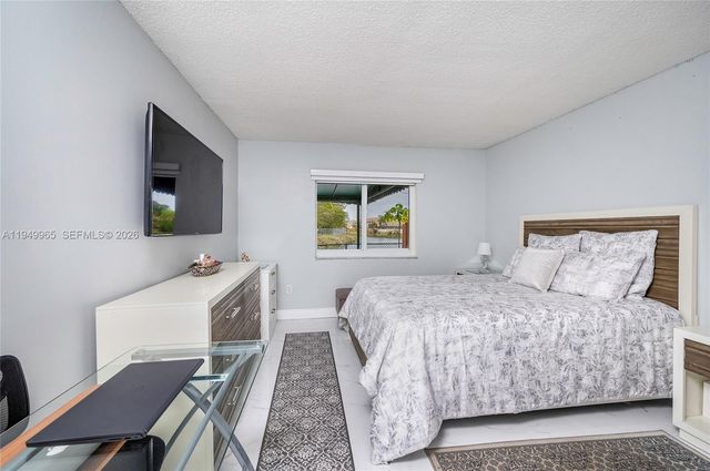 6445 SW 130th Pl 603, Miami, FL 33183