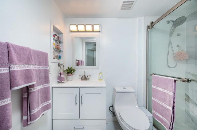 6445 SW 130th Pl 603, Miami, FL 33183