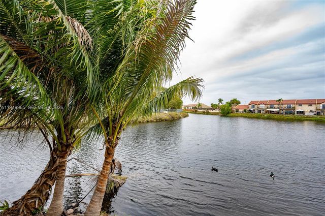 6445 SW 130th Pl 603, Miami, FL 33183