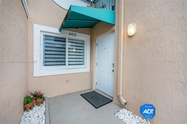 6445 SW 130th Pl 603, Miami, FL 33183