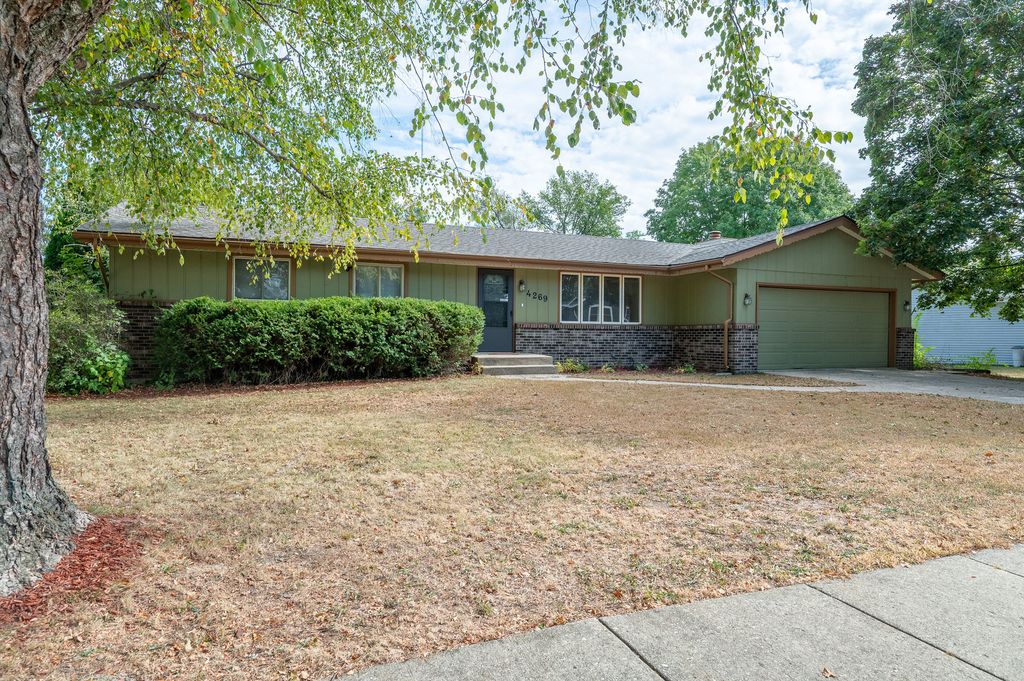 4269 Towhee Trail, Loves Park, IL 61111