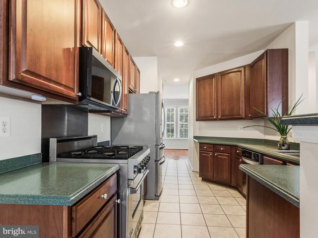 2433 OGDEN SQ, Gambrills, MD 21054
