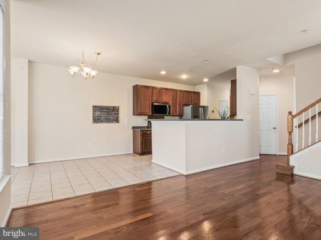 2433 OGDEN SQ, Gambrills, MD 21054