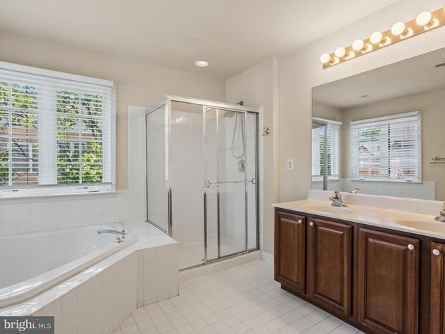 2433 OGDEN SQ, Gambrills, MD 21054