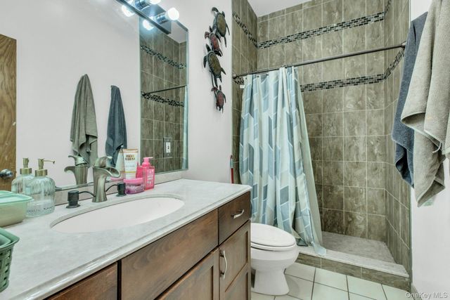 4 Christine Lane, Manorville, NY 11949