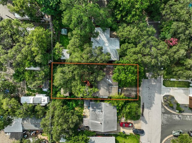 120 El Paso ST, Austin, TX 78704