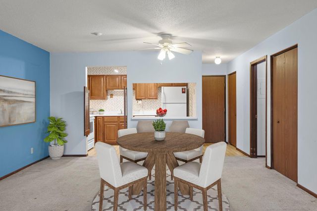 10451 Greenbrier Road B103, Hopkins, MN 55305