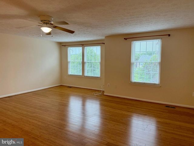 407 PALMTREE DR, Gaithersburg, MD 20878