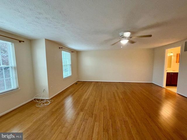 407 PALMTREE DR, Gaithersburg, MD 20878