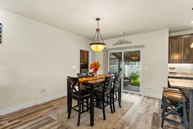 983 SW Blackberry Lane, Grants Pass, OR 97527