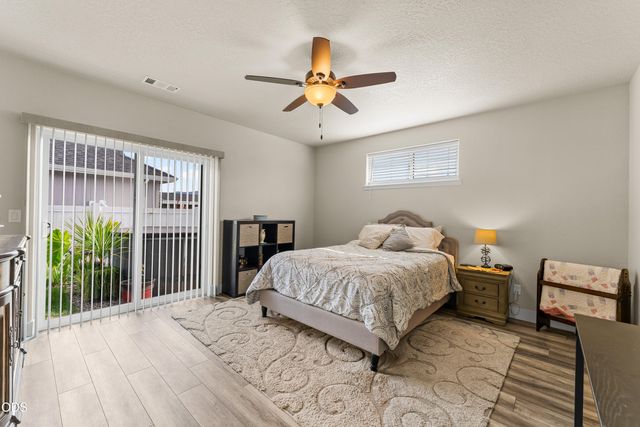 983 SW Blackberry Lane, Grants Pass, OR 97527