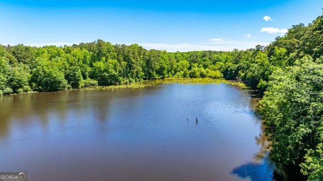 8 Canterbury Drive, Newnan, GA 30263