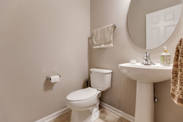 262 St Josephs Way 262, Yorkville, IL 60560