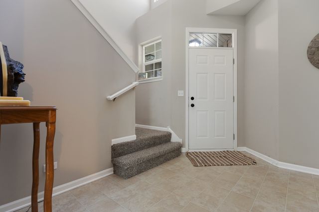 262 St Josephs Way 262, Yorkville, IL 60560