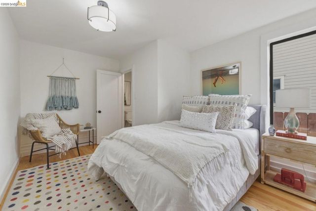 1558 8Th St, Oakland, CA 94607