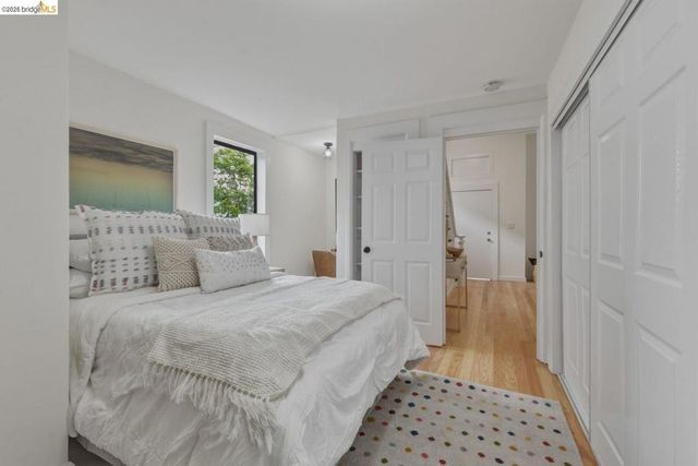 1558 8Th St, Oakland, CA 94607