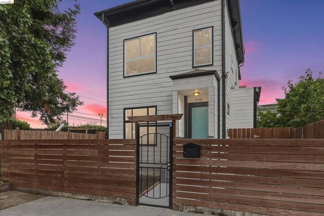 1558 8Th St, Oakland, CA 94607