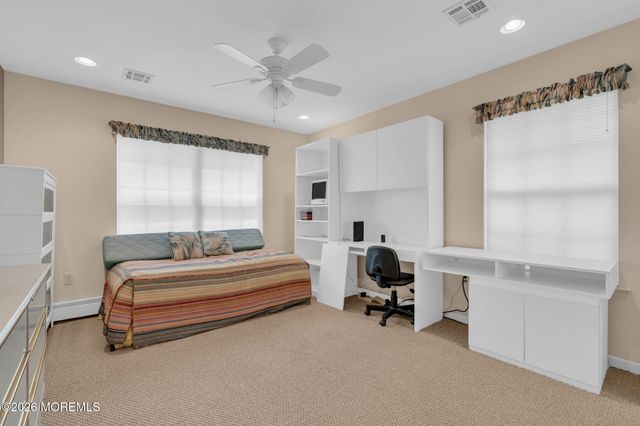 5 Round Valley Lane, Lakewood, NJ 08701