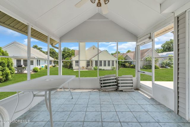 5 Round Valley Lane, Lakewood, NJ 08701