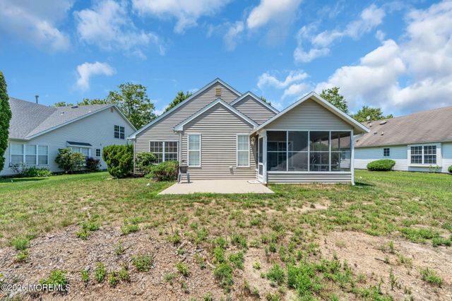 5 Round Valley Lane, Lakewood, NJ 08701
