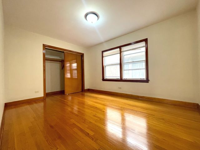 5127 N Springfield Avenue 1, Chicago, IL 60625
