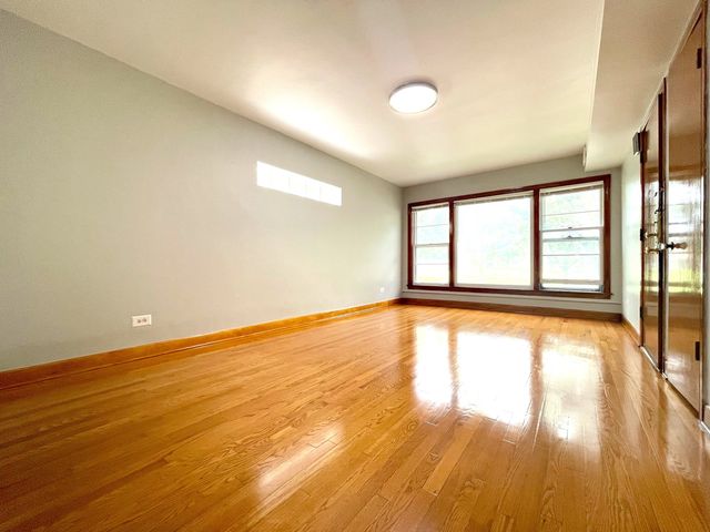 5127 N Springfield Avenue 1, Chicago, IL 60625