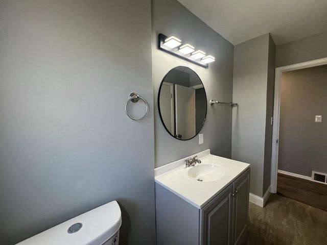 6827 N 44th STREET, Milwaukee, WI 53223