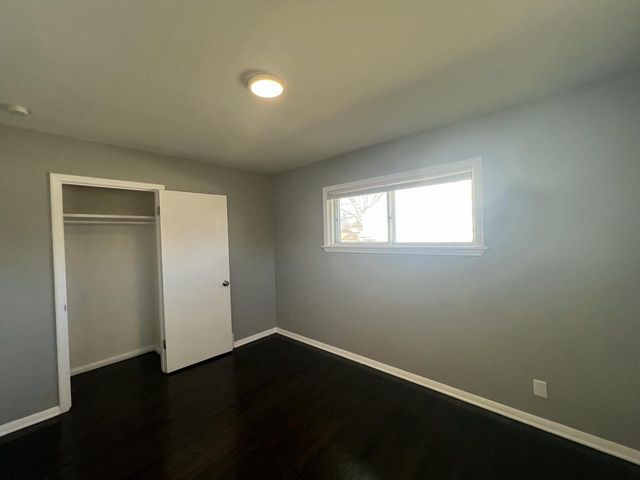 6827 N 44th STREET, Milwaukee, WI 53223