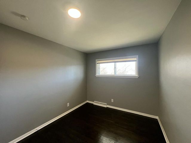 6827 N 44th STREET, Milwaukee, WI 53223