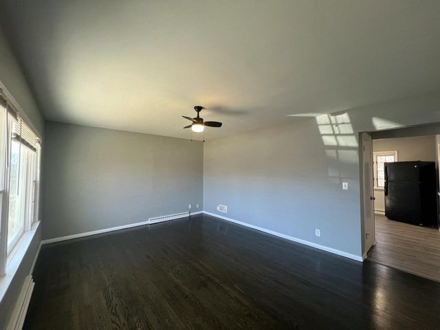 6827 N 44th STREET, Milwaukee, WI 53223