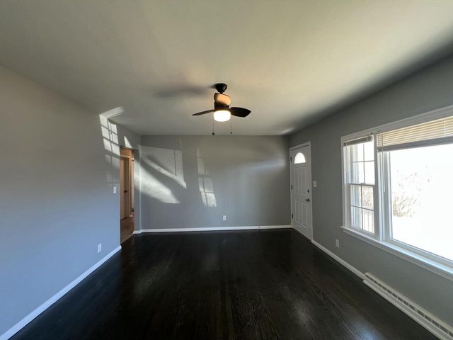 6827 N 44th STREET, Milwaukee, WI 53223