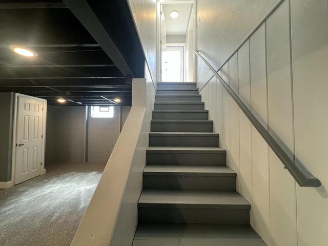 6827 N 44th STREET, Milwaukee, WI 53223