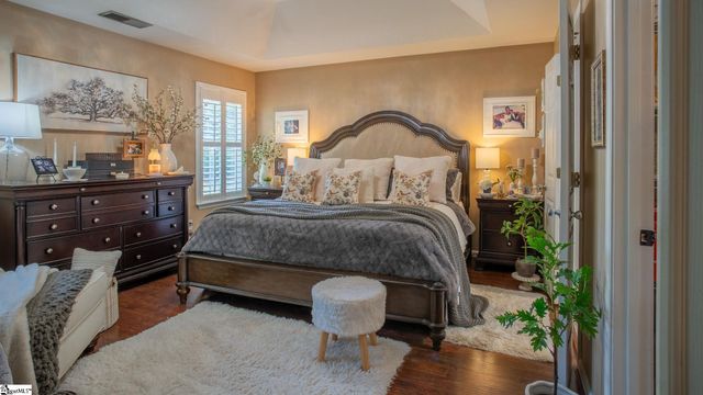 623 Fairview Lake Way, Simpsonville, SC 29680