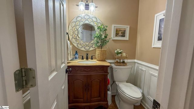 623 Fairview Lake Way, Simpsonville, SC 29680