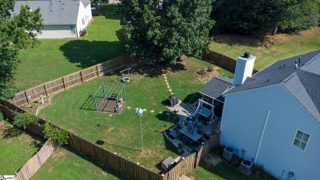 623 Fairview Lake Way, Simpsonville, SC 29680