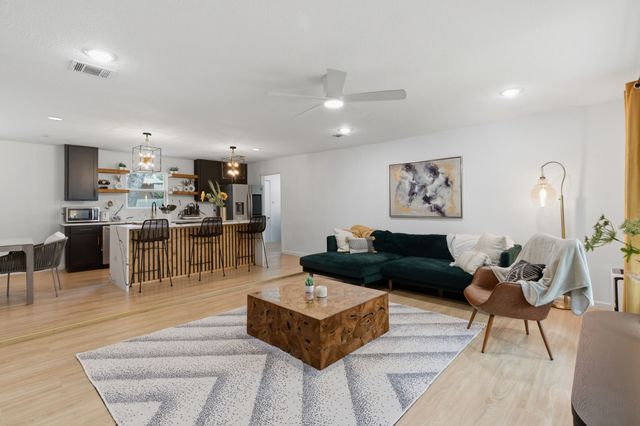 1920 Canterbury Street, Irving, TX 75062