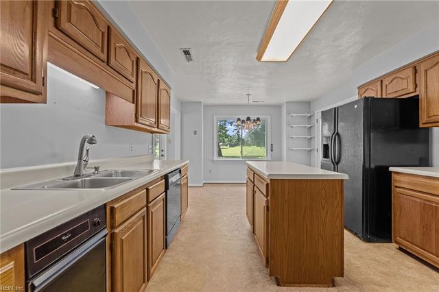5252 Club Head RD, Virginia Beach, VA 23455