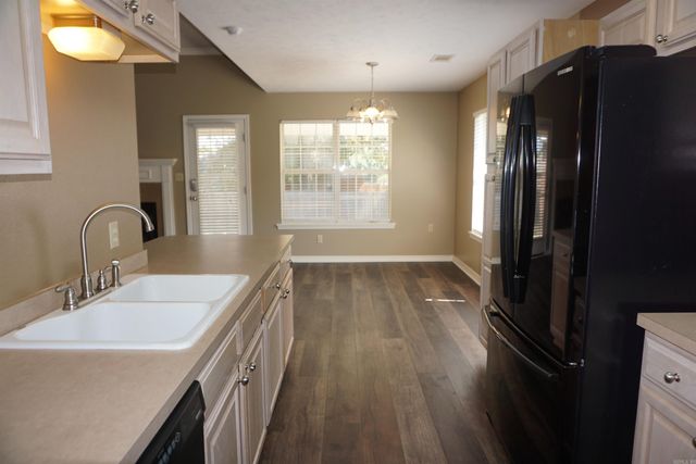 1408 Sydney Street, Searcy, AR 72143