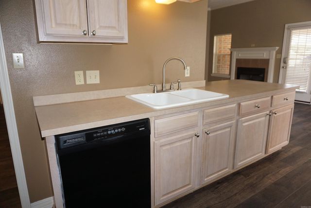 1408 Sydney Street, Searcy, AR 72143