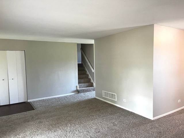 22526 Clarendon Avenue, Richton Park, IL 60471