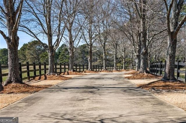 1400 Paul Aiken Road, Dallas, GA 30132