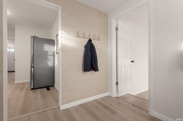 1137 E Mishawaka Avenue, Mishawaka, IN 46544