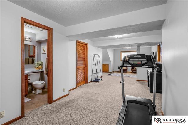 16615 Ehlers Street, Omaha, NE 68135