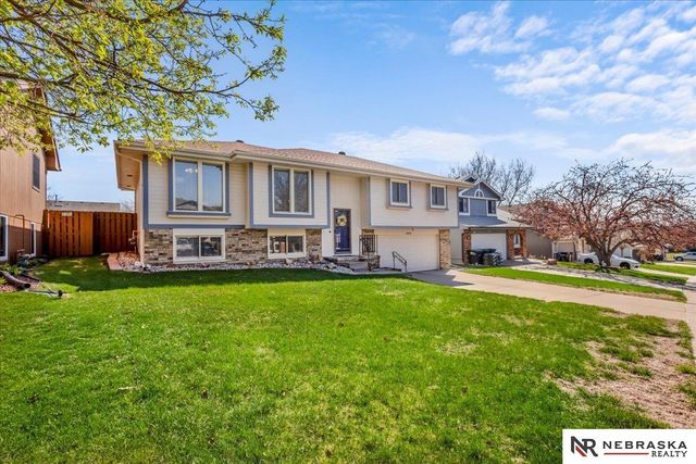 16615 Ehlers Street, Omaha, NE 68135