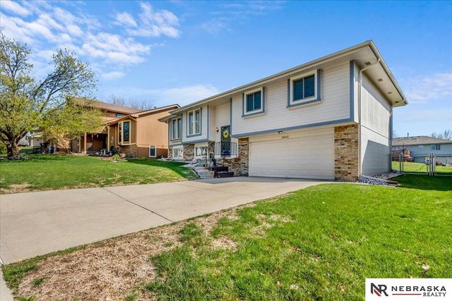 16615 Ehlers Street, Omaha, NE 68135